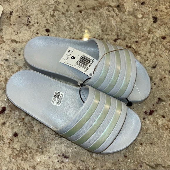 Adidas Adilette slides NWT - Picture 7 of 8